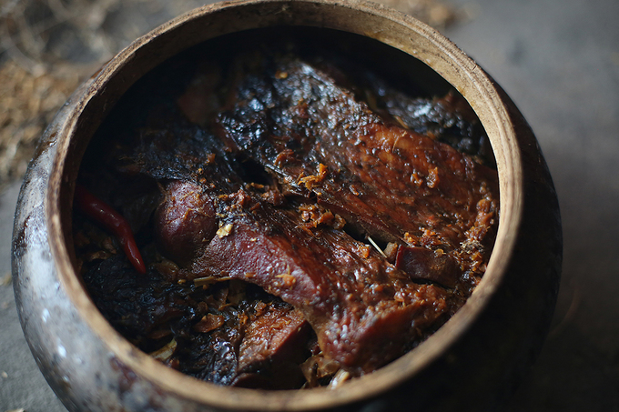 Làng Vũ Đại đỏ lửa kho cá phục vụ dịp Tết